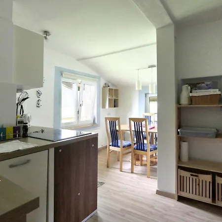 Semesterbostad Ferienhaus Gartner 245w *